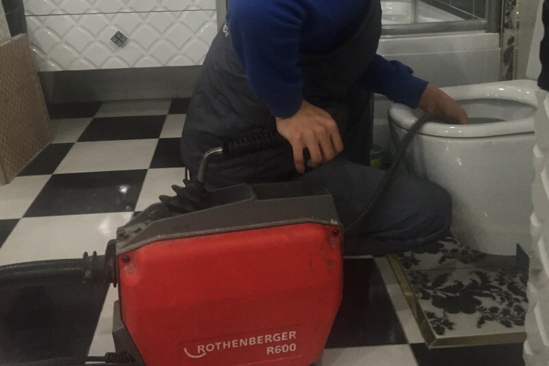 Maltepe Tuvalet Lavabosu Acma